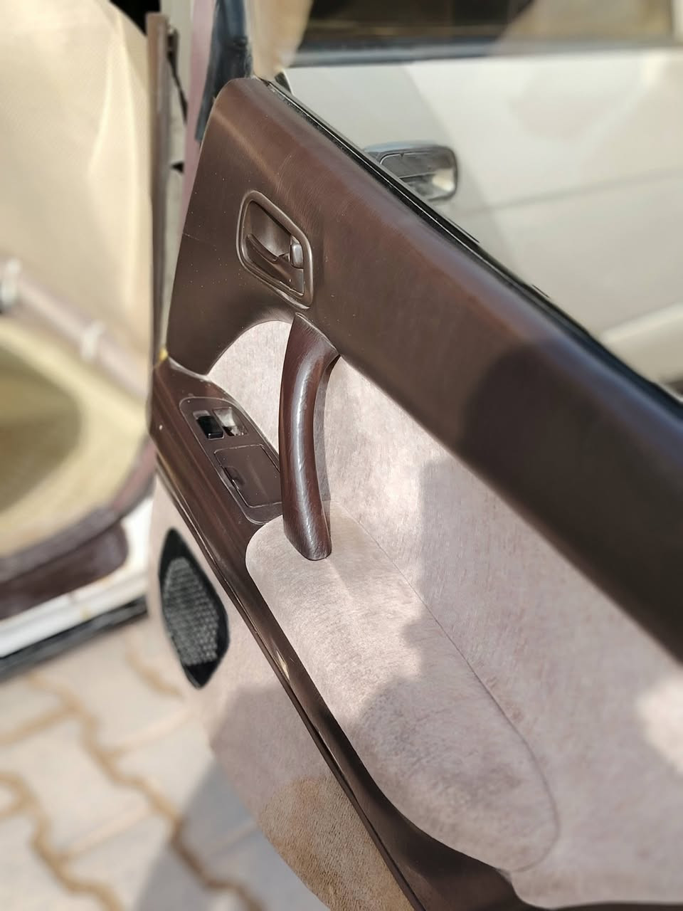 كراون بطه رقم انگليزي بأسمي مشروع وطني مكفوله من الگص ونقل الجثه رقم انبار
السكن في محافظة النجف
السعر ٦٠ أو بيها مجال
للاستفسار اتصل على الرقم ***********
