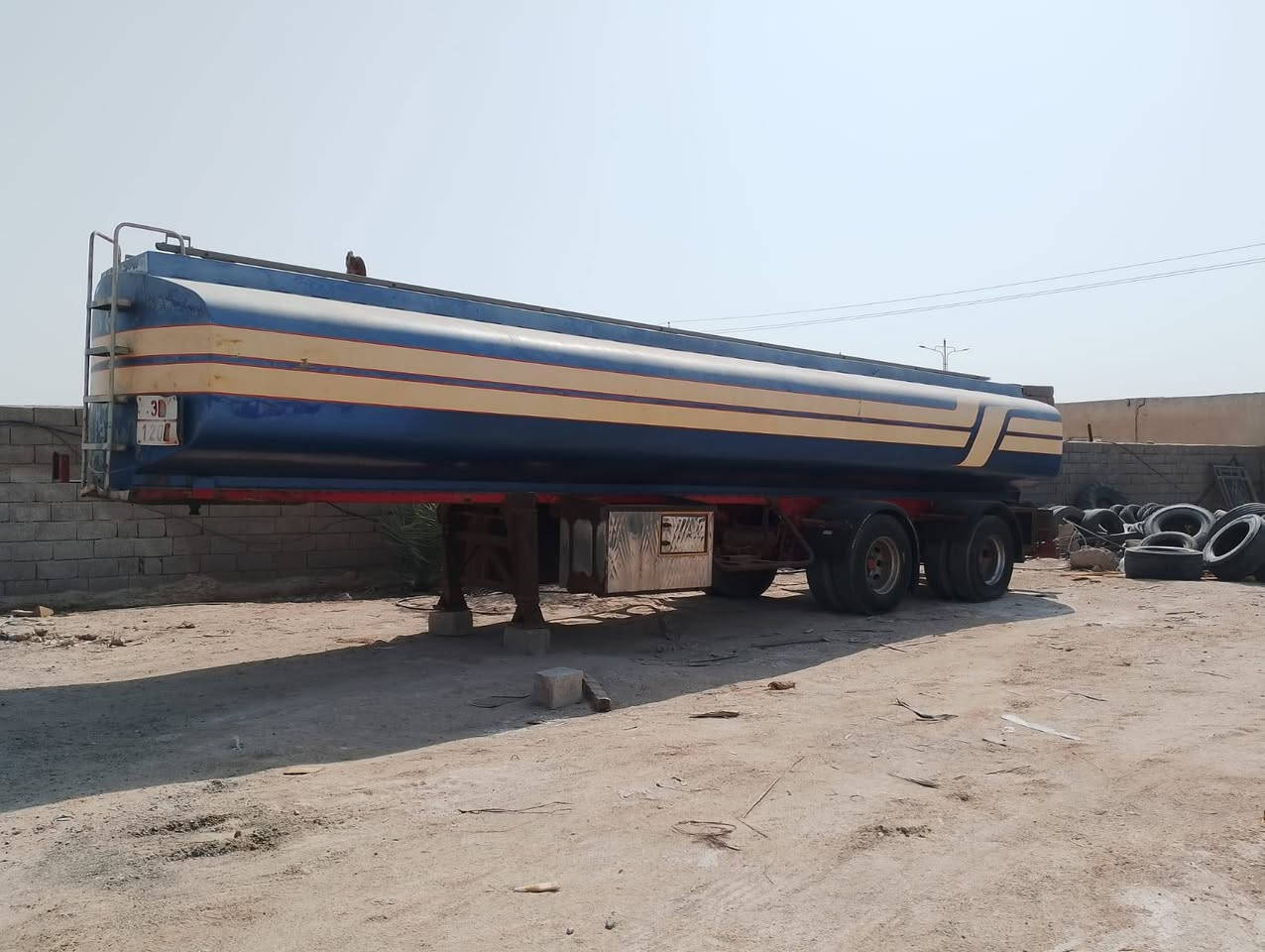 صهريج فافون السعة٣٥ طن مكاني بصرة قضاء الزبير السعر ٩٠وبي مجال مكفول  ***********
