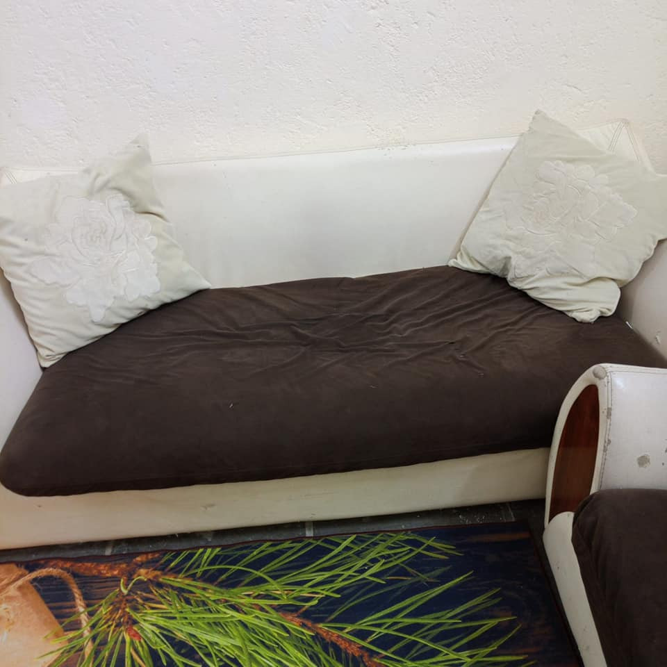 تخم للبيع مكان زديناويه سعر 60 واتساب ***********
