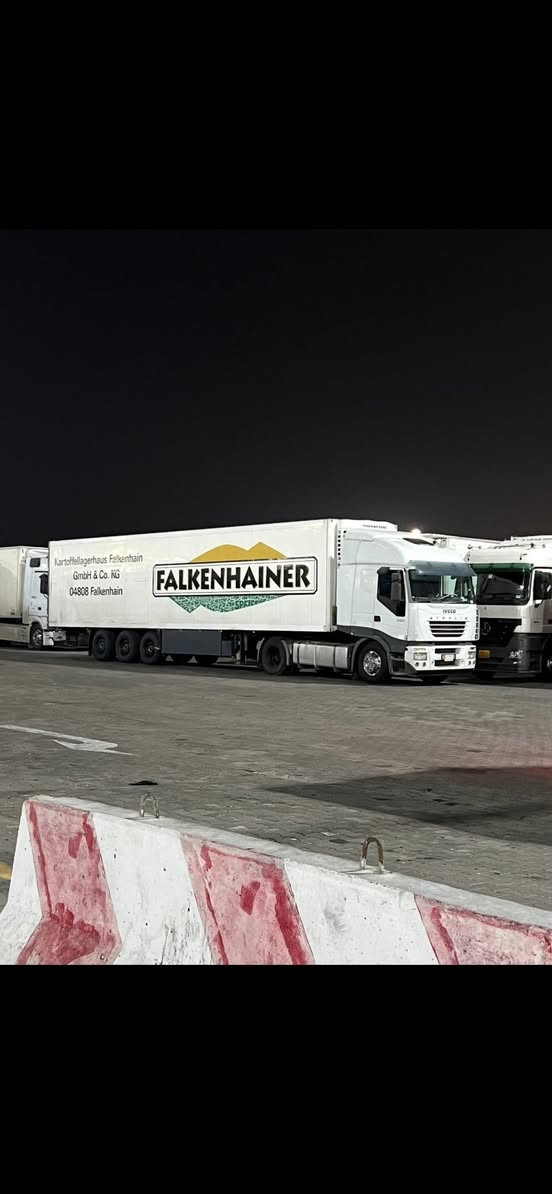 ٢٠٠٥ بس راس للبيع ***********
