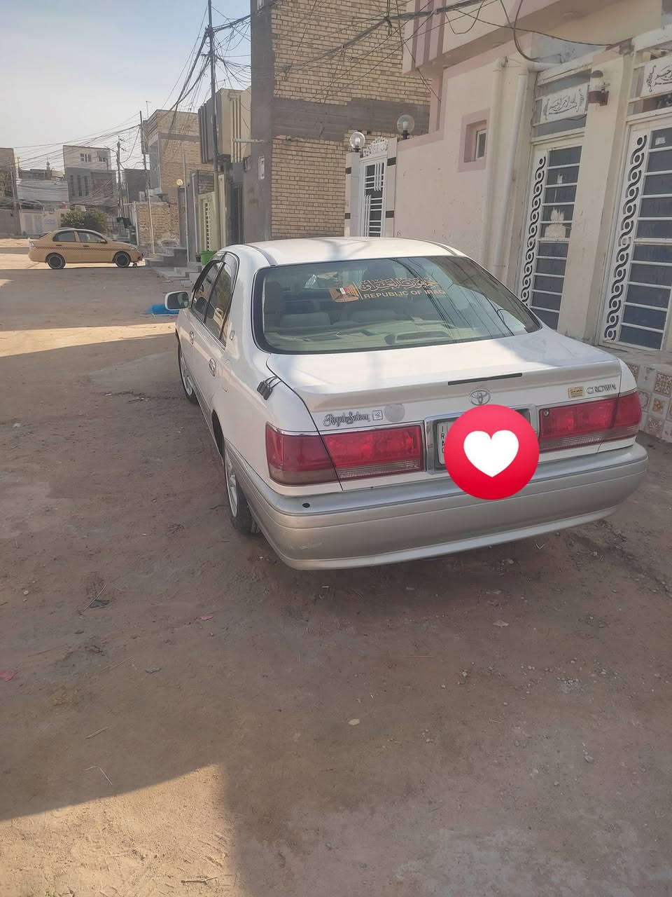 ملكه 4 دكم فول ما عده الفتحه معروفه بلموصفات الربع دكم ديفور الكبير شاصي 175 رقم بغداد مدفوع كمرك وقرصها معمم ع العراق باقيه بس ع رقم السعر 105 وبيها مجال. امراوس بكوري ترهم حسب القناعه. *********** بيه واتساب
