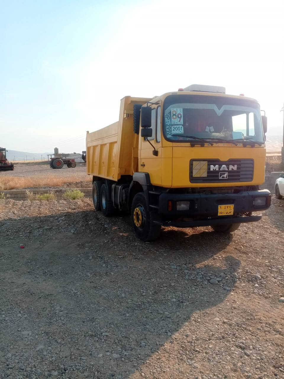 مان 2001
ڕەقەم سلێمانی
مکینە 370گێڕ151
مەجموعە نیو جی ٲف
***********
