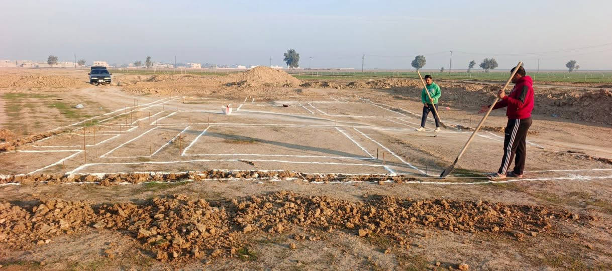 السلام عليكم يوجد
حفر اساس +تسليح+صب اساس
تفليش ارضيه
 صب ارضيه
لبخ بتلو+  فلانكوت
دفن بتلو
انسب الاسعار الاستفسار على هاذ الرقم ***********
