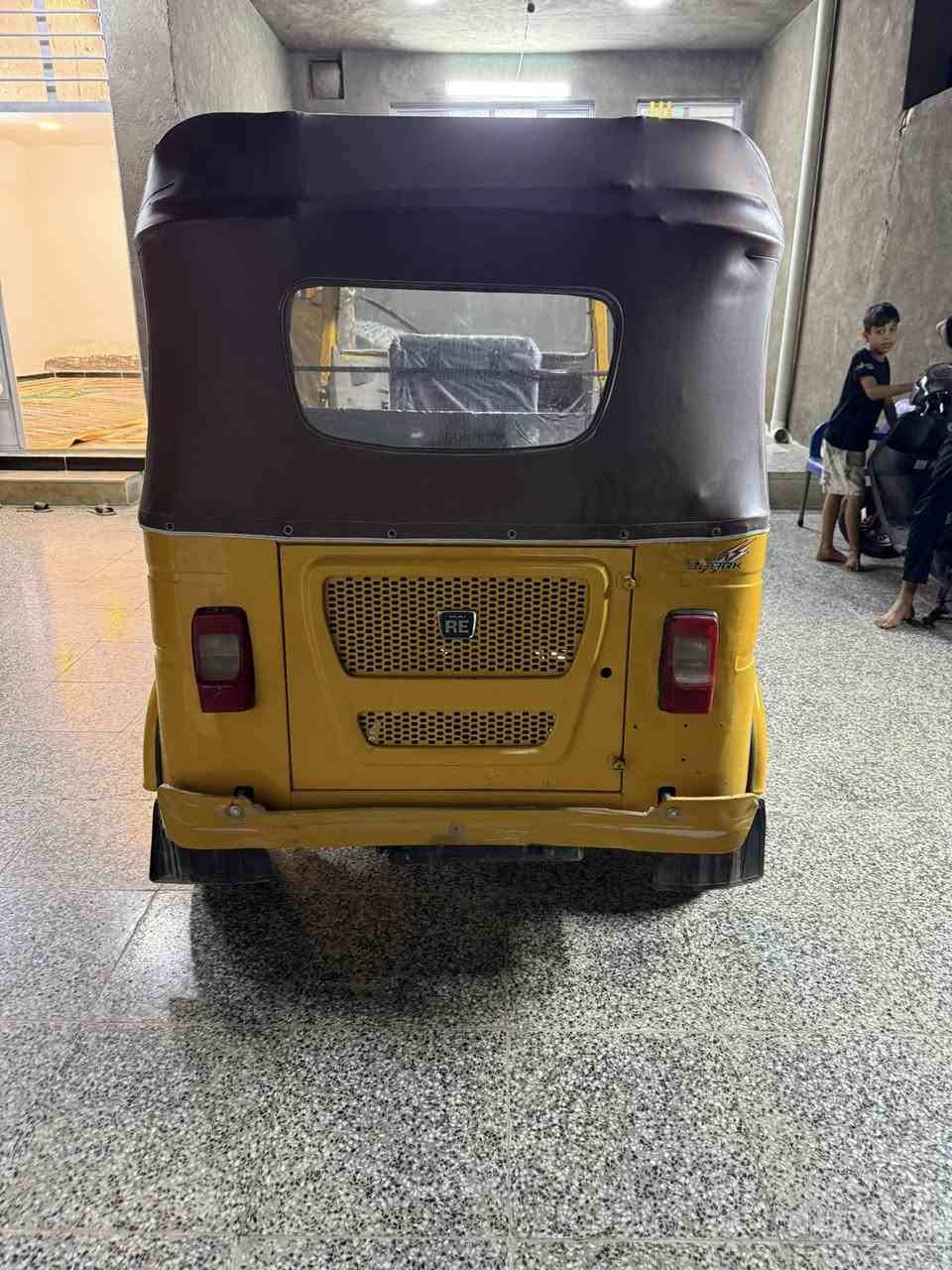 سلام عليكم تكتك موديل 22شهر10 وارق سحب نتكفل حلال وحرام سعر 5750 عنوان مدينه الصدر ***********
