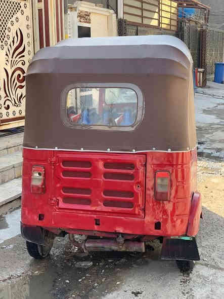 السلام عليكم تكتك موديل ١٧للبيع أوراق كامله اصولي تحويل كبل مابيها نقص يعني يحتاج ترتيب لتكتك خير من الله كبل للشارع مكينه ٢٠السعر2900 مجال قليل  عنواني الدوره أبو دشير تواصل *********** بغداد
