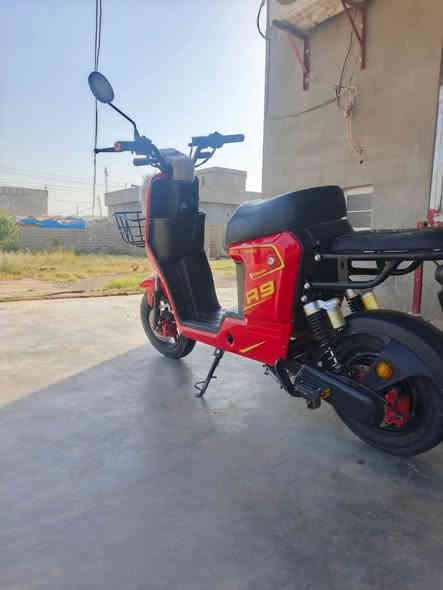 السلام عليكم
يوجد دراجة شحن من نوع R9 شركة وينلي 
الحجم 20 🛑
باتريات 5🔋
السرعة 109⚡
نضافة فول 

وهذا رقمي اذا تريد تستفسر اكثر ***********
