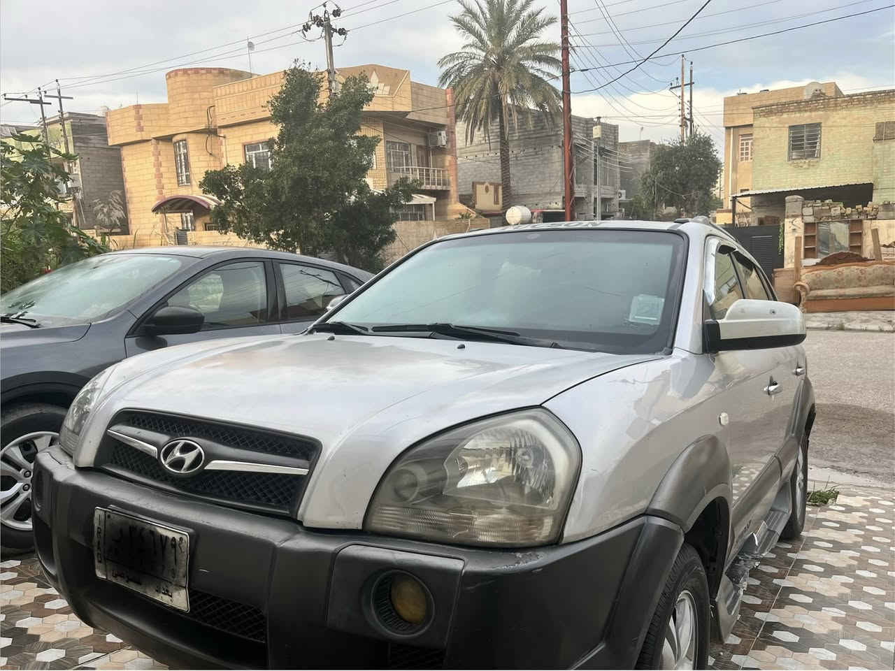 اڵڛڵام عليكم للبيع او المراوس مع اقل توسان موديل 2009 خليجي السيارة جاهزه من كل النواحي اي نقص مابيها مال جناي تخم تاير جديد صدر جديد كير مكينه صدر كله تمام تبريد تدفأه شغال تخم تاير جديد السيارة بيها صفحه صبغ بدون داخل اثر طخه بسيطه بيع او مراوس مع اقل مكان السيارة ديالى بعقوبة حي المصطفى سعر السيارة 100 ورقه شده للاستفسار رقمي ***********
