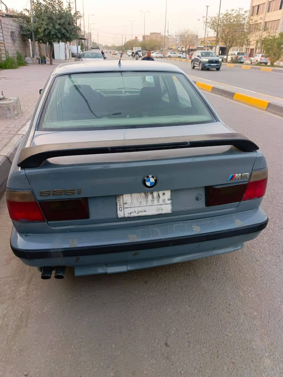 بي ام دبليو 525 محرك مفتوح كير عادي كلج رياضي خفيف كلش سيارة معمرة جديد نقصه بس بوليش ضايفليه جوبلسات بدل اللويات تصعيد تنزيل غرفته كله جديد بلادي مخلف الكشنات لان جلد حار سيارة رقم انكليزي جاهز بس تستلمه من المرور سيارة متعوب عليه
سيارة  رايده ب42 ورقه بيه مجال قليل


**إذا كنت صاحب هذا الإعلان وتريد حذفه لأي سبب، رجاءا أرسل رسالة إلى الدعم الفني**