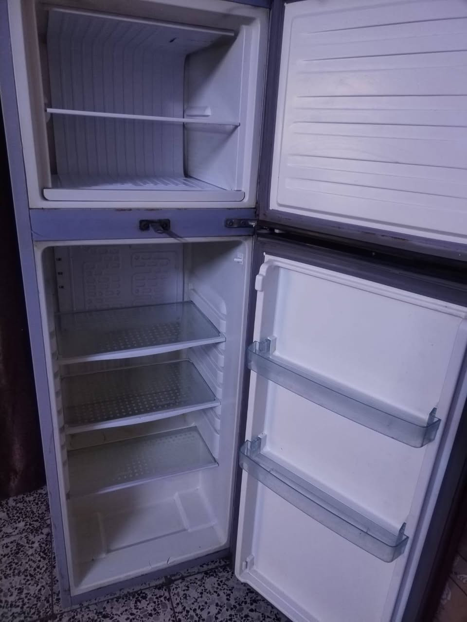 غراض مستعمله للبيع السعر داخل صور


**إذا كنت صاحب هذا الإعلان وتريد حذفه لأي سبب، رجاءا أرسل رسالة إلى الدعم الفني**