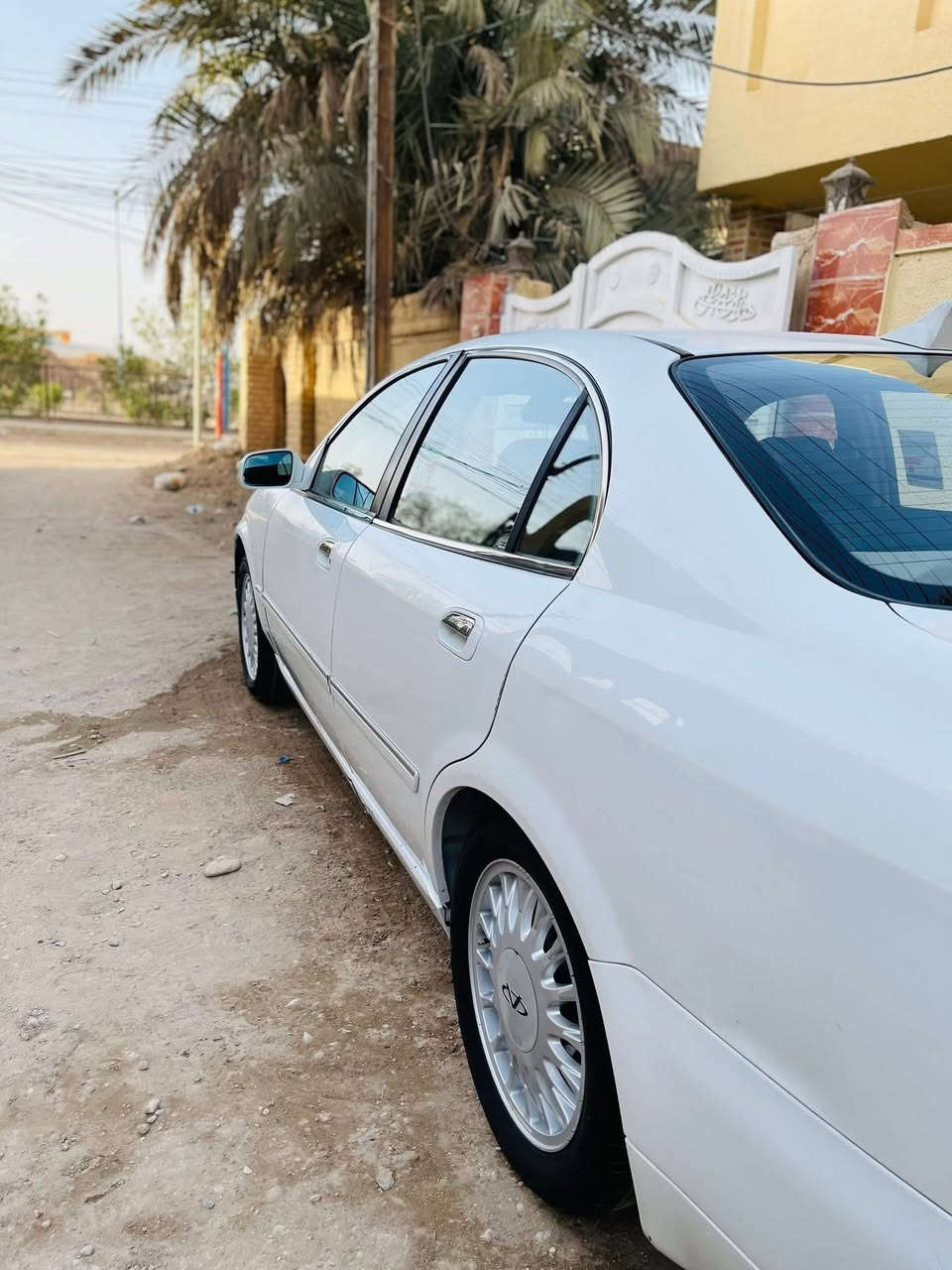 السلام عليكم
شيري استرا ٢٠١٢ للبيع 

رقم بغداد 

بدون صبغ فقط طخات بجهة وحدة بسيطة 

مكينة مبدل كور جديد قبل فترة وتدخن اعتقد يرادلها رنكات بس هي صافية موس 

كهربائيات ومنظومة مي كلة جديد وعلى ايدي 

دجات كير ومكينه جدد 

حدادية اماميه خلفيه جديدة فقط شموع اماميه يحتاجلها 

تحويل مضمون 
ماشية ١١٧ حقيقي

مكان حلة مركز 

***********
