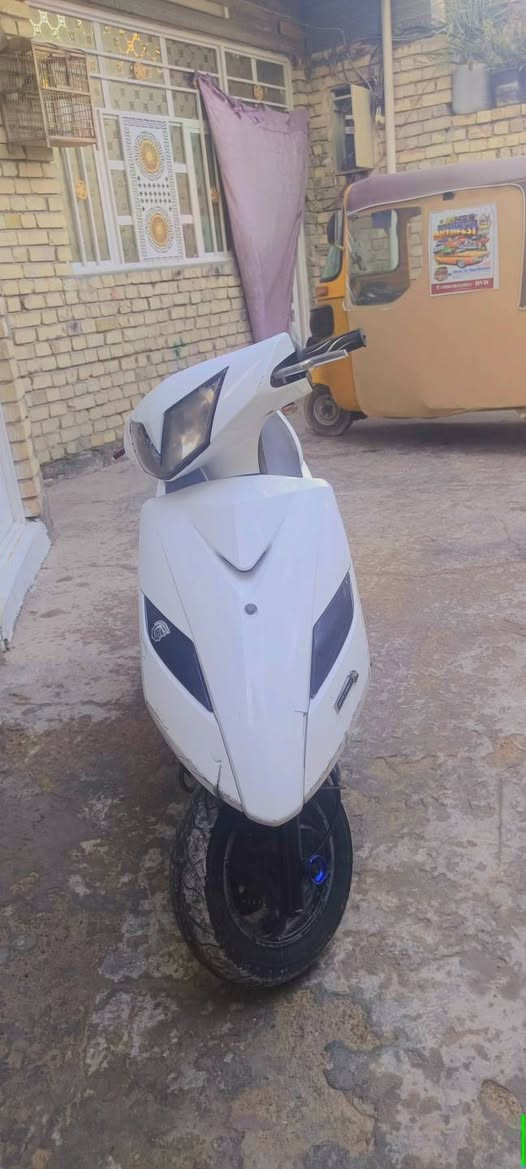 سلام عليكم دراجه ماكس ثعلب دراجه جديده معنه كلمه ومزوده تزويد كلج شرط بطناش زاد بنكه زاد سلف زاد يدات بريك ودشبول واكو بعد تزويد مااعرفه مكينه ماتنسمع لا دخان ولا نضوح كهربايات شغاله كلهن نكره صبح وعصر سعره 600 وبيه مجال مكاني مدينه الصدر رقمي ***********
