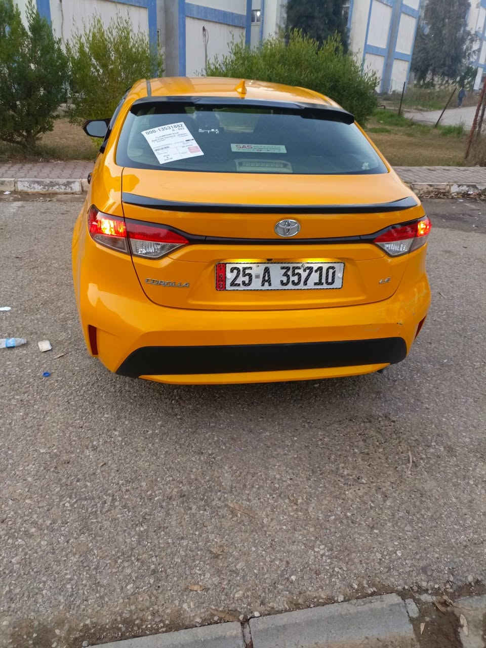 تكسي البيع موديل 22 ضرر بونيد فقط غاز بانزين تريد وكاله تريد تحويل شرط كير ومحرك دفتر بانزين السعر 175وبيه مجال الاتصال على رقم ***********
