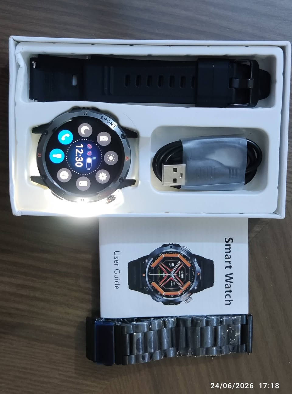ساعة سمارت رياضية عسكرية لد لايت جانبي مع سير سل ستيل اسود + سير ربر اسود .
1'52 Amoled
GPS + GPT
5ATM Waterproof 
120+ Sports modes
Six-Satellites Global Positioning 
بطارية ٦٠٠ مللي امبير / مقاومة للماء / مراقبة معدل ضربات القلب / مقياس تشبع الأوكسجين في الدم/ بوصلة / طقس / تتبع النوم / عداد خطوات/ مكالمات بلوتوث/ قياس السعرات الحرارية/ التحكم في الموسيقى والصور من خلال الساعة/ مساعد صوتي/ منبه / أكثر من ١٠٠ خلفية من خلال تطبيق الساعة .
السعر ٣٥ ألف مع التوصيل فقط بغداد .


**إذا كنت صاحب هذا الإعلان وتريد حذفه لأي سبب، رجاءا أرسل رسالة إلى الدعم الفني**