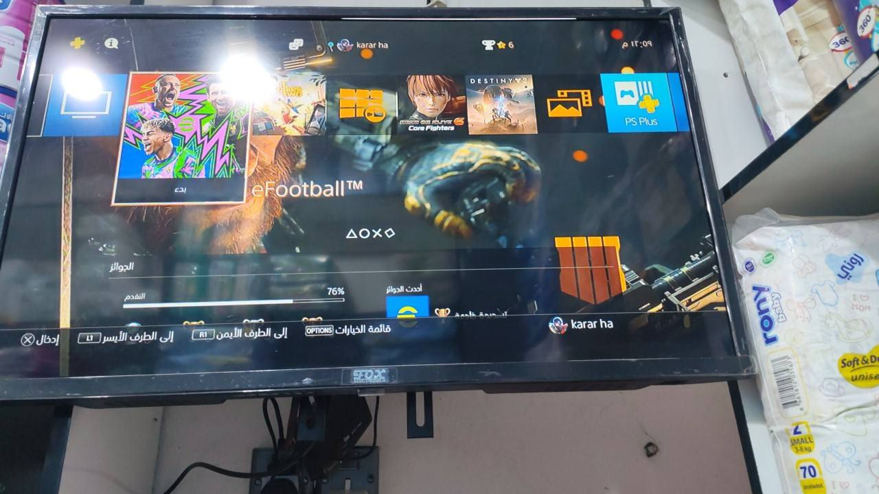 السلام عليكم بلي ٤ سلم نضام 13.02  جهاز نضيف وشغال فول ذاكره٥٠٠ مفتوح لتنضيف كل شهرين انضفه اي خلل مابي كفاله انطي بي  غلاف ماله مكسور موضح بصوره يدات ثنين وحده بطاريه تعبانه وحده اتجاه يشكل  اصلياتت
١٧٥ الف مكان بغداد   *********** 
تجي تفحص جهاز شكد مايعجبك عسى ما يوم تضل تلعب بي لا فان ولا حماوه ولا يصفن
