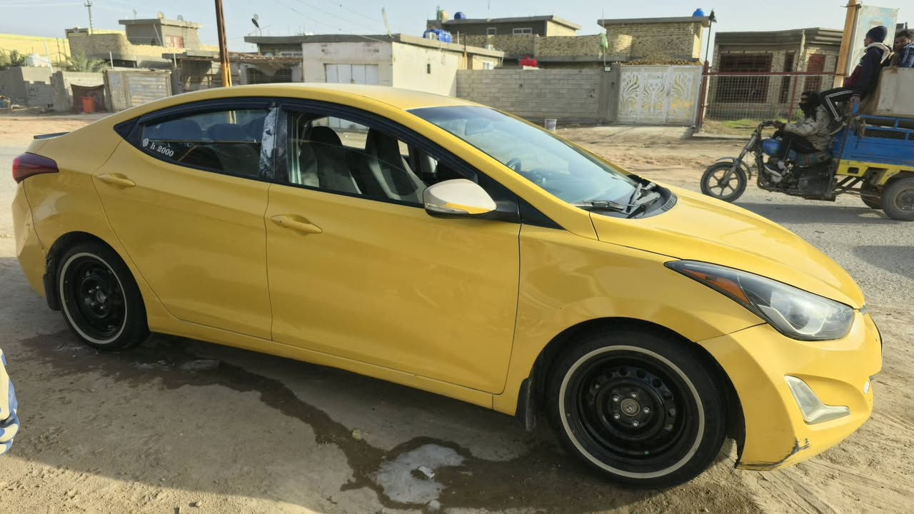 سلام عليكم النترا موديل 16 وارد أميركي حادثها، جاملغ الأمامي فقط السيارة ليبل 1 والمكينة 1800 دوش، قبل أسبوع شديناها. حاوية تخم تاير جديد رقم جديد دولي السيارة باسمي مكان ديوانية.   سعر 110.  ***********
