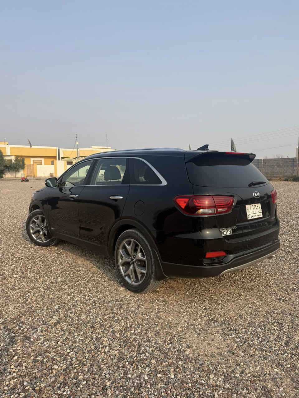 سورينتو 2019
وارد امريكي 
مكينه Gdi
6 سلندر 3600 
فول مواصفات ١/١
فتحة بانوراما 
كرسي كهرباء 
4 بصمات
تبريد 3 قطع
7 راكب 
تدفئه بالكشن
ماشيه 120 mi
حادثها چاملغ ايمن 
سعرها200
وبيها مجال للطيبين موجود اتصال + واتساب
راسلني ادزلك صور الحادث 
***********
