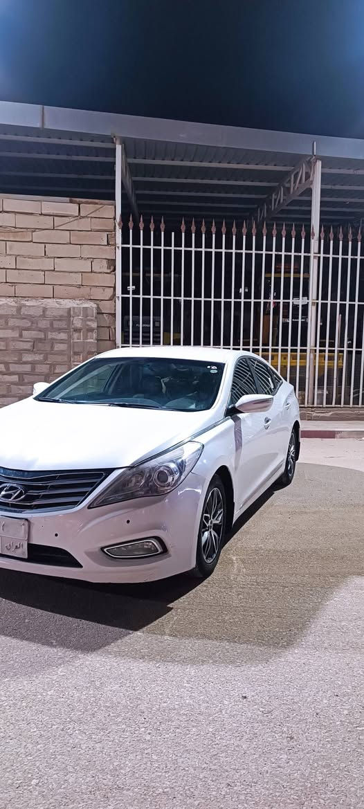 سلام عليكم.     للبيع فقط.    ازيرا 2015
فول قماره رقم اربيل وكالة تحويل ماكو مشكلة         بصمه كشن جلد قرميدي 3بردات خلفي كاميرا خلفية شاشه بيها ربع بنيد صبغ  والباقي كفاله عامه صوره الحادث موجوده مكينه ما مفتوحه كير مكينه حداديه تبريد كفاله عامه  السعر 107وبيها مجال قليل مكان السياره النجف للستفسار ***********
