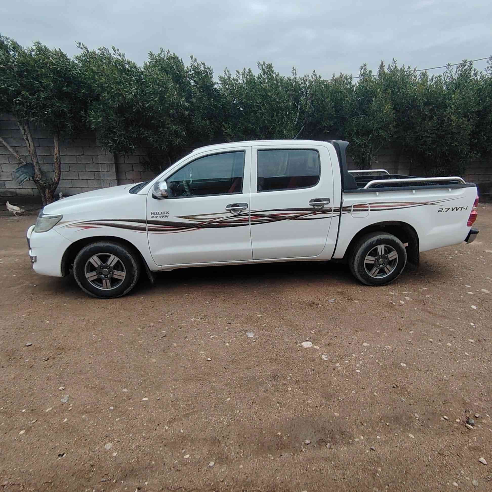 سلا عليكم هايلوكس البيع موديل 2014 كير عادي رقم شمالي السليمان بسمي سنويه ال 29 مكينه مامفتوحه شرط الدهن ما تحركه تخم تاير جديد صدر جديد سعر 210 مكلف بل نشر رقم ***********
