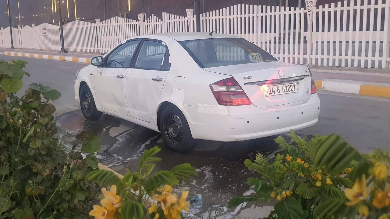 جلي موبل موديل 12 مكينه وكير كورله 1800 تخم تاير حداديه كهرباياتها من الدعاميه لدعاميه شغاله لايت زنون اصلي سياره جاهزه عده التبريد مايشتغل علمن السياره مصبوغه حزام فقط وملكط الدوس مالتها السعر 42 والشراي يخابر غير متواجد على الفيس رجان اتصل على الرقم اني مكلف بل نشر ***********
