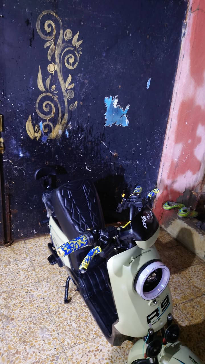 للبيع سعر خاص العنوان كرمت علي الرقم *********** السعر 475 وبيها مجال
