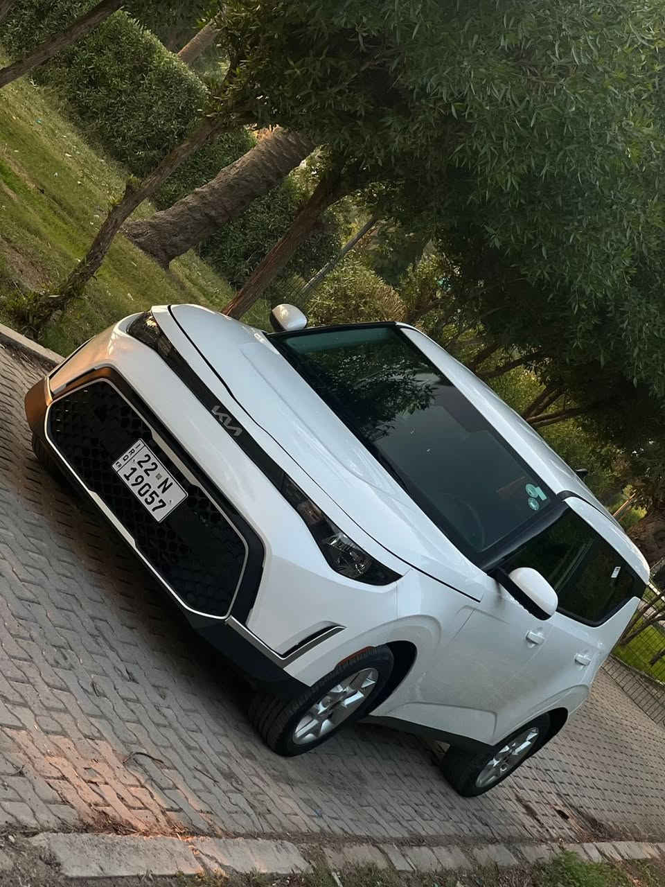 يا الله
كيا سول 2023 لون أبيض 
حادث سطحي بدون دواخل

محرك 2000 دوش 
عداد مشي 51 الف 

مواصفات 
رادارات 
شاشه اعطال 
عدادات الكترونيه 
شاشه حجم كبير تدعم خرائط 
كامره خلفية 
ويل كب 
فول تحكم ستيرن 
قياده ذاتيه 
اوتو ستوب تلقائي لمنع تصادم 
وبعد هواي مواصفات المعروفه 

حادث سياره بنيد صبغ وجاملغ بارد بسيط 
بدون دواخل سياره جاهزة ونضيفه 

عنوان كاظمية جكوك 
سعر 157 
استفسار ***********
