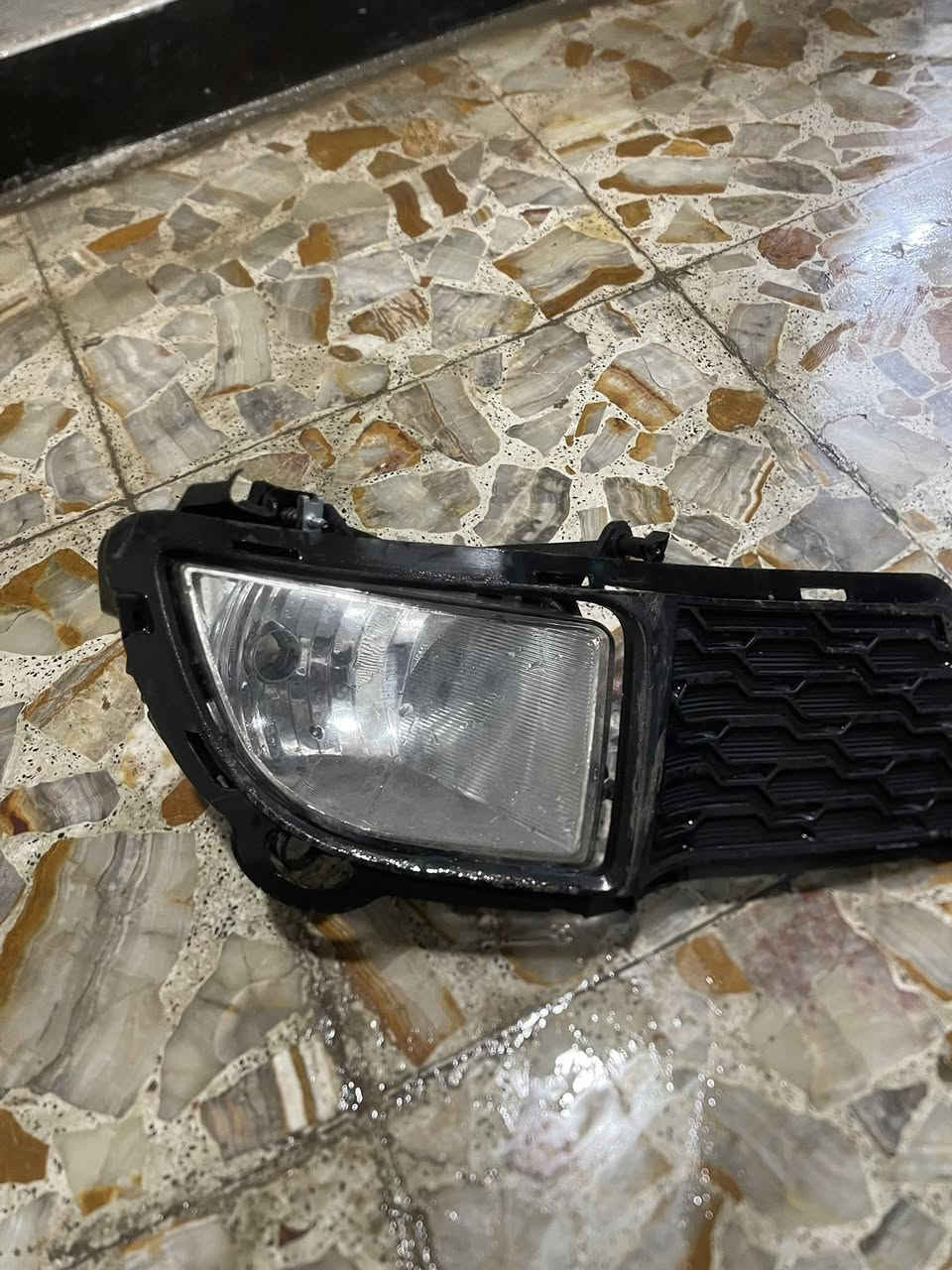 السلام عليكم بلوجكترات كامله اصليه وجدد مال سيراتو من موديل ١١ ل ١٣ سعرهن ب ٣٠ الف كاملات مكاني بل السيديه رقمي ***********
