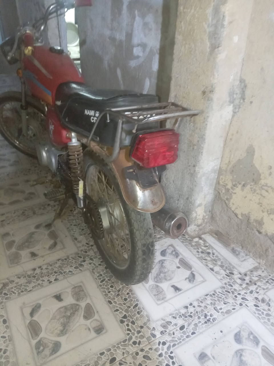 دراجه نامه لبيع ادوات مكفوله مكينه حلوه كربايات شغله كله سعر 400بيه مجال مراوس عادي رقمي ***********

