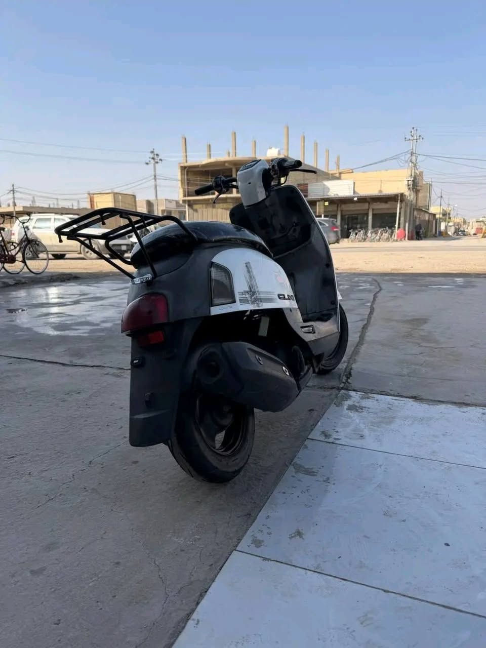 مكلف بل نشر رقم راعيه جوه 
السلام عليكم لبيع بوليس موديل 2007كفاله عمامه مكينه برغي مامفتوح بيه شلعه معدل حلوه السعر675وبيه مجال لشراي استفسار ***********
