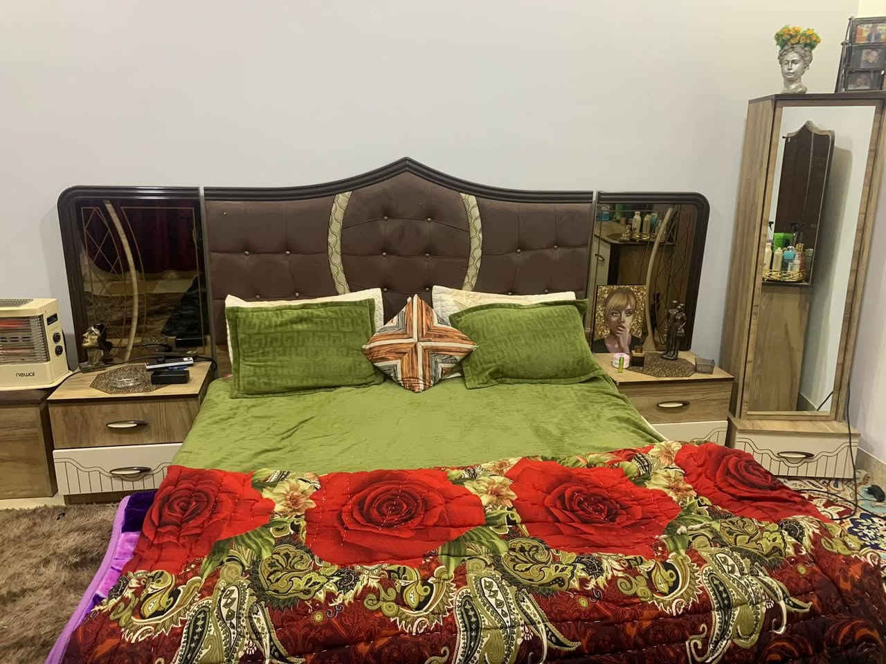 غرفة نضيفة اي صرر مابيهة ٩ قطع سعر٦٠٠ مكان تقية ثانية


**إذا كنت صاحب هذا الإعلان وتريد حذفه لأي سبب، رجاءا أرسل رسالة إلى الدعم الفني**