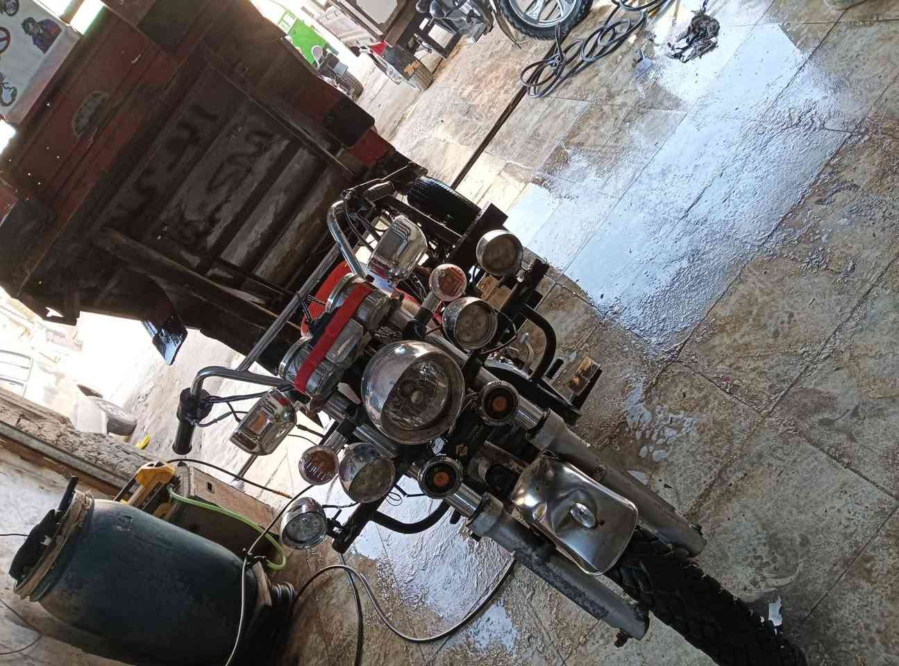 سلام عليكم ستوتا للبيع موديل 2019 أوراق أصولي محرك 24 بيه مكفوله من ركبه واوراق تايرات جدد ويل سايبا عنوان حله نادر الثانيه شارع الخدمي مقابيل حي الصناعي الرقم *********** بي وات ساب اواتصال
