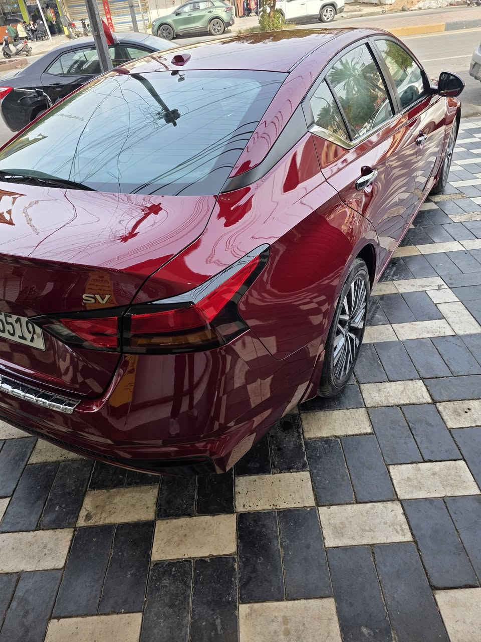 سلام عليكم
نيسان التيما 2023 SV 
وارد امريكي الحادث موضح ب الصور
مواصفات 
شاشة 
كامرة
رادارات امامي او خلفي 
نقطة عمياء 
سياقه ذاتيه 
توقف ذاتي
كشن  كهرباء 
تحكم ستيرين 
محرك 2500 4 سلندر 
ماشية 88 الف 
رقم اربيل بسمي  رقم جديد بدون نقوصات تخم تاير جديد 
السعر 165 وبيه مجال بسيط 
العنوان حي العدل 
***********
