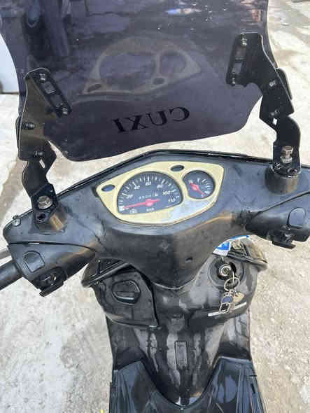 سكنس نثيه 110 مكينه خرسه بوشه 58 كلجات جدد شعله معدل  هندر سلف كوله شغاله  نقص قفل جنطه فقط سعر 450 مكاني الحريه دراجه مصبوغه جماليه مكاني الحريه ***********
