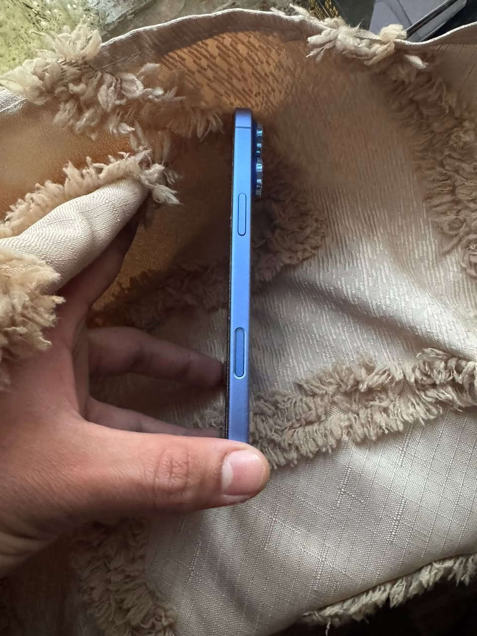 16 بلس ذكره 256 بطاريه 100‎%‎ نضافهه 100‎%‎ جهاز زلغ مابي نضيف معنه الكلمه سعره 1100 وبي مجال مكاني بغداد الحريه ***********
