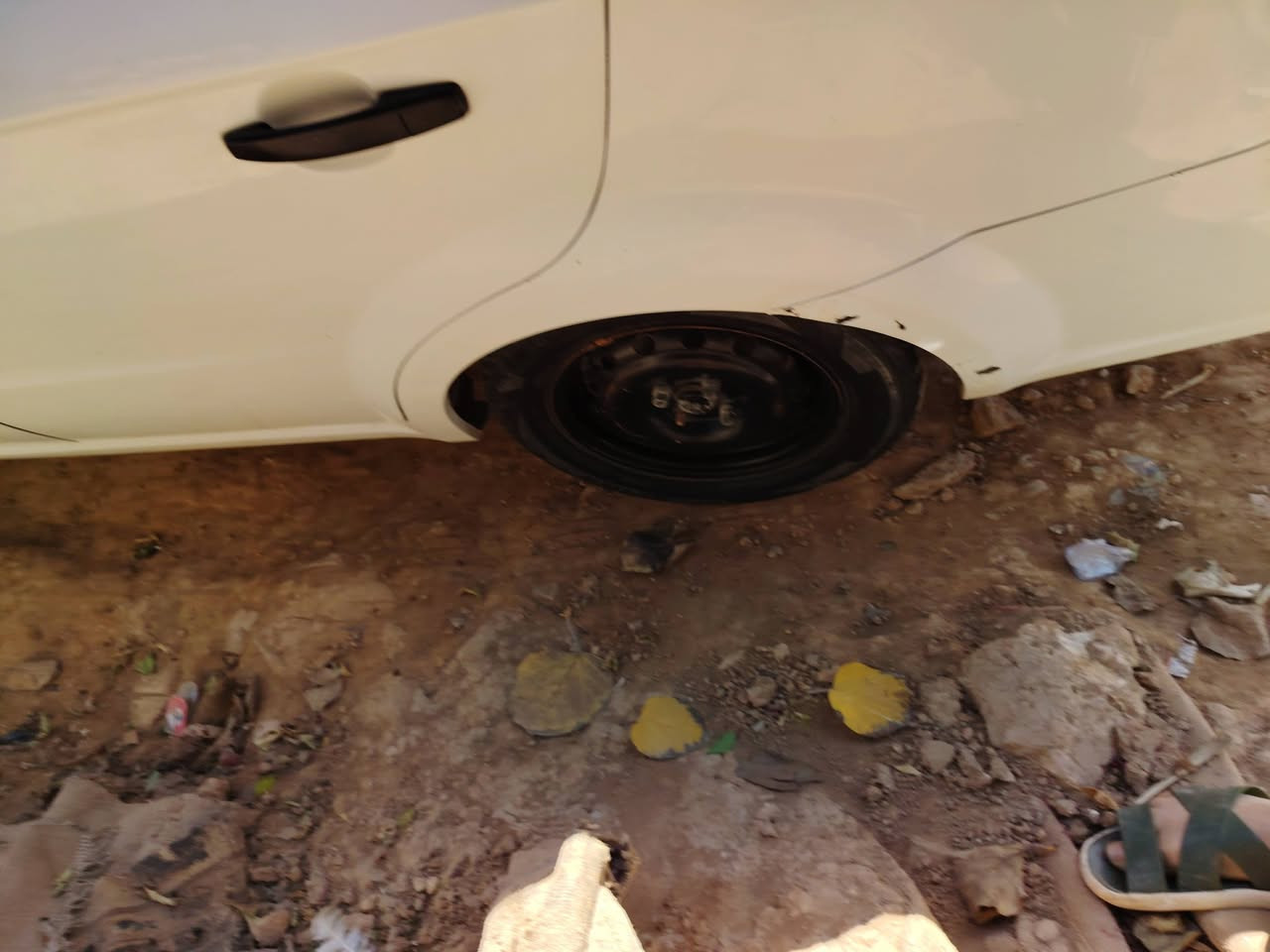 السلام عليكم
للبيع افيو ٢٠١٥ خليجي

مسكر ١٦٠٠ مكينه كير خير من الله

رقم كربلاء ثاني يوم المدار راعيه يريد مداور

السعر ٦٥ وبيه مجال بسيط جدا

المكان بابل حله شارع ٦٠


**إذا كنت صاحب هذا الإعلان وتريد حذفه لأي سبب، رجاءا أرسل رسالة إلى الدعم الفني**