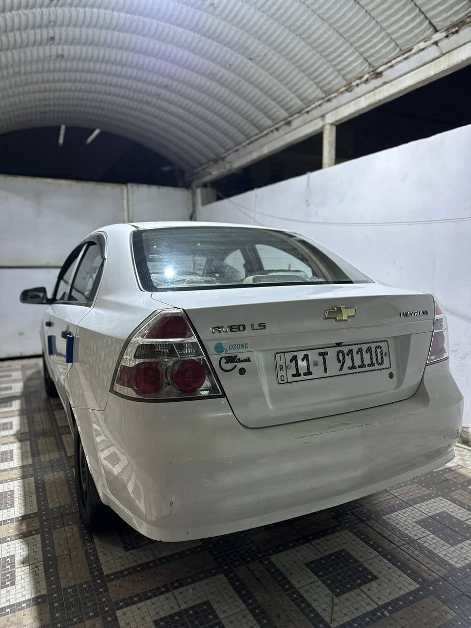 افيو 2011 خليجي رقم بغداد مميز بأسمي
كامره شاشه جام كهرباء السيارة نضيفه جداً 
السيارة مكفولة من الصبغ بيها بارد اصبعين منشور من ضمن الصور فوك اللايت والباقي بيها كدمه مامعدله مامبينه 
كير ومحرك مكفولات تخم تاير وصدر السيارة كله جديد كوري شديته 
ماناقص السيارة اي شي امانة الله السيارة ع ايدي رتبتها 
مكان السيارة بابل الحلة 
***********
