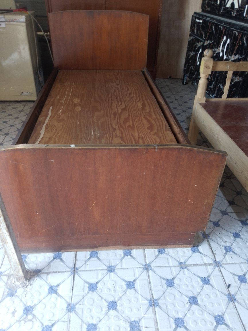 جرابي اثنين  سعر الوحده على 45 مجمع حطين مقابل المنتزه ***********
