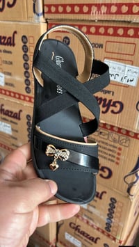 صندل طبي نسائي • ٣٧-٤٢ • كارتون ١٢