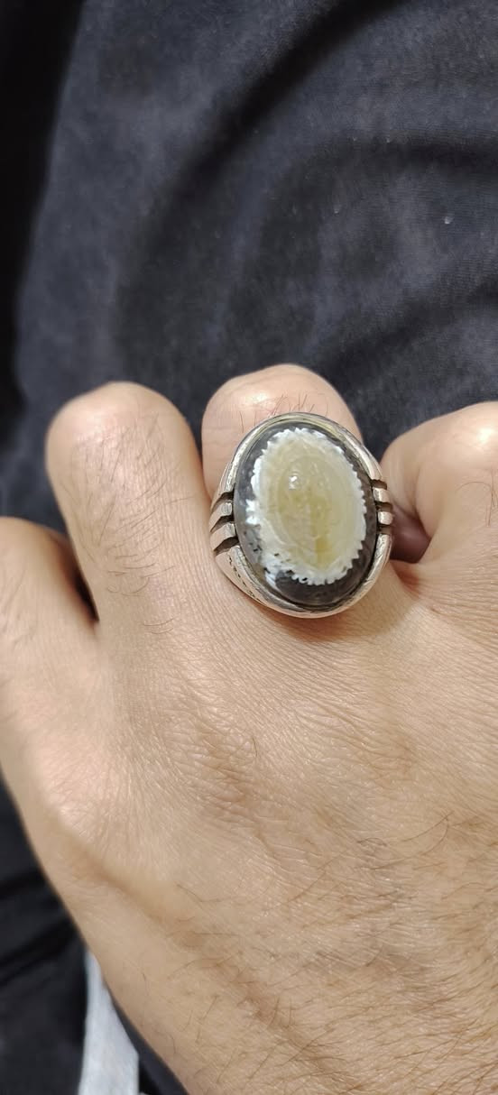 جزع بقري يماني منقوش حرز السيد علي القاضي صياغة البحرين قياس الخاتم ٢٠ يوجد توصيل


**إذا كنت صاحب هذا الإعلان وتريد حذفه لأي سبب، رجاءا أرسل رسالة إلى الدعم الفني**