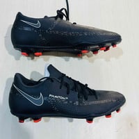 نايك فانتوم  تحفه اصلي باله  قياس41  نضافه1/1  اسم مستخدم شرط  السعر خ...