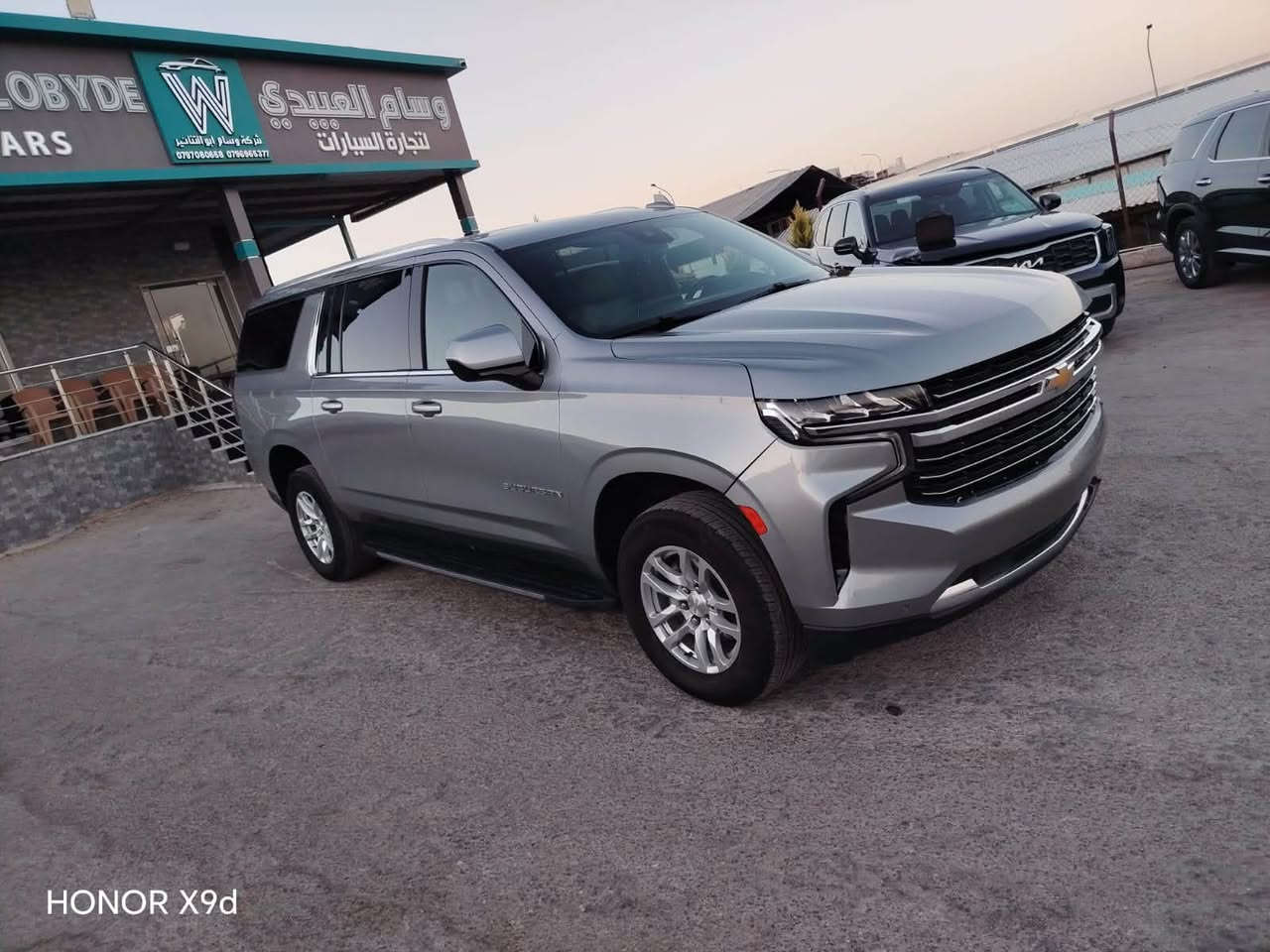 بسم الله الرحمين الرحيم.                                 

نوع السيارة🚐🚎 CHEVROLET SUBURBAN LT طويلة✈️✈️✅✅
                          
 موديل/ 2024 ✅اخي العزيز اضغط متابعة يوصلك كل ماهو جديد)🫶🫶🫶

       (السيارة تدخل اعفاء على كتاب شهداء )

حجم المحرك🚦🚦5300  ✈️✈️🚌🚌

المواصفات السيارة✅✅🌹Lt  🚗السيارة 2 ويل🚦

السيارة موجود ✅بالاردن  🚗المنطقة الحرة الزرقاء                    

ضرر السيارة🚦✅✅❤️❤️(واضح بالصور)✈️.                

أخي المشتري العزيز (السيارة مكفولة بدون صبغ وبدون كلير ) ✅✅🌹🌹❤️🫶بدون ارباك✅

الاستفسار او التصال  على الرقم  ***********             

او مراسلة واتساب على الرقم الاردني 00962797080658. 

عنوان المعرض🛣️🛣️⬅️شارع 18 شمال المنطقة الحرة🚗🚗🚗.
