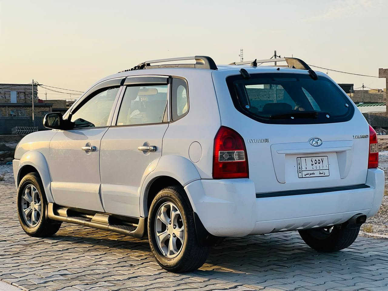 سلام عليكم توسان 2009 للبيع او للمراوس خليجيه رقم واسط السياره بيه 3 قطع صبغ اثر جراد لا ضربه لا معجون فقط رش السونار مرفق بل منشور تخم تاير جديد حداديه جديده تدفئه تبريد السياره مانقصه شي فول السياره
مكان السياره  بابل الشوملي
***********
السعر 120 وبيه مجال
