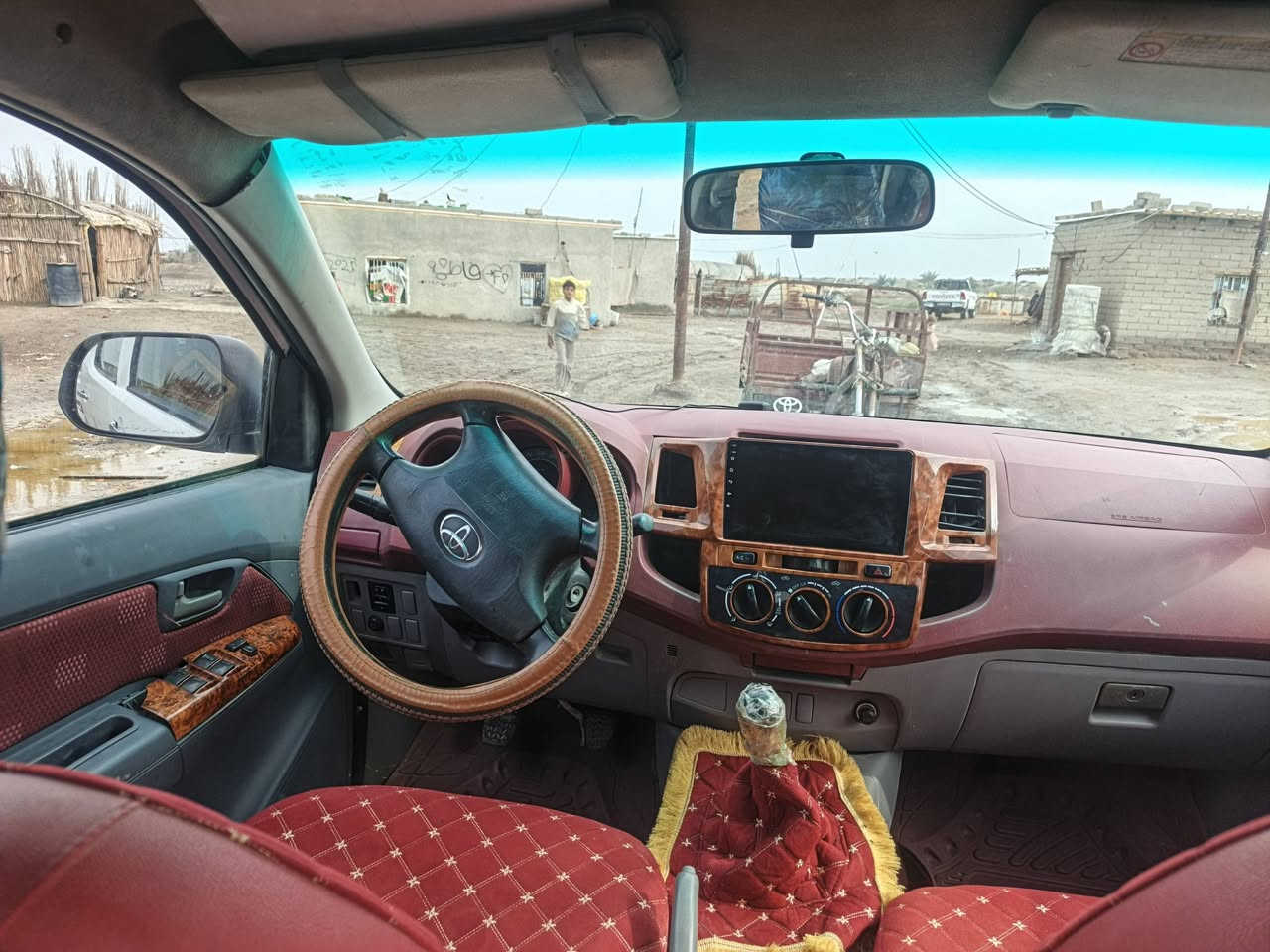 سلام عليكم تيوته فلاونزه نضيفه مالت جناي موديل 2011 
البيع المكان ناصريه قضاء الجبايش الشرااي يتصل علا الرقم ‏‪***********‬‏
