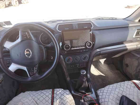 السلام عليكم كريت 25 للبيع
ماشيه 35 الف حقيقي  بعده باسم الشركه
ضريبه مدفوعه السياره نضيفه ما عايزه برغي مكفوله.       من الئ. الشراي يتواصل علئ الرقم ***********
