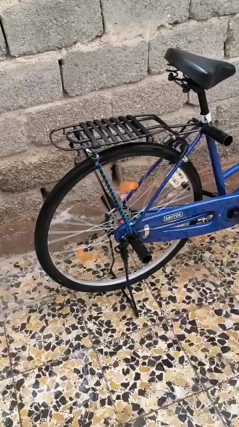 بايسكل للبيع الشركه سانتوس موديل 2019 بايسكل مرتب وحلو ناضافه 100% السعر 160وبي مجال المكان بصره شط العرب الجزيرة الرقم ***********
