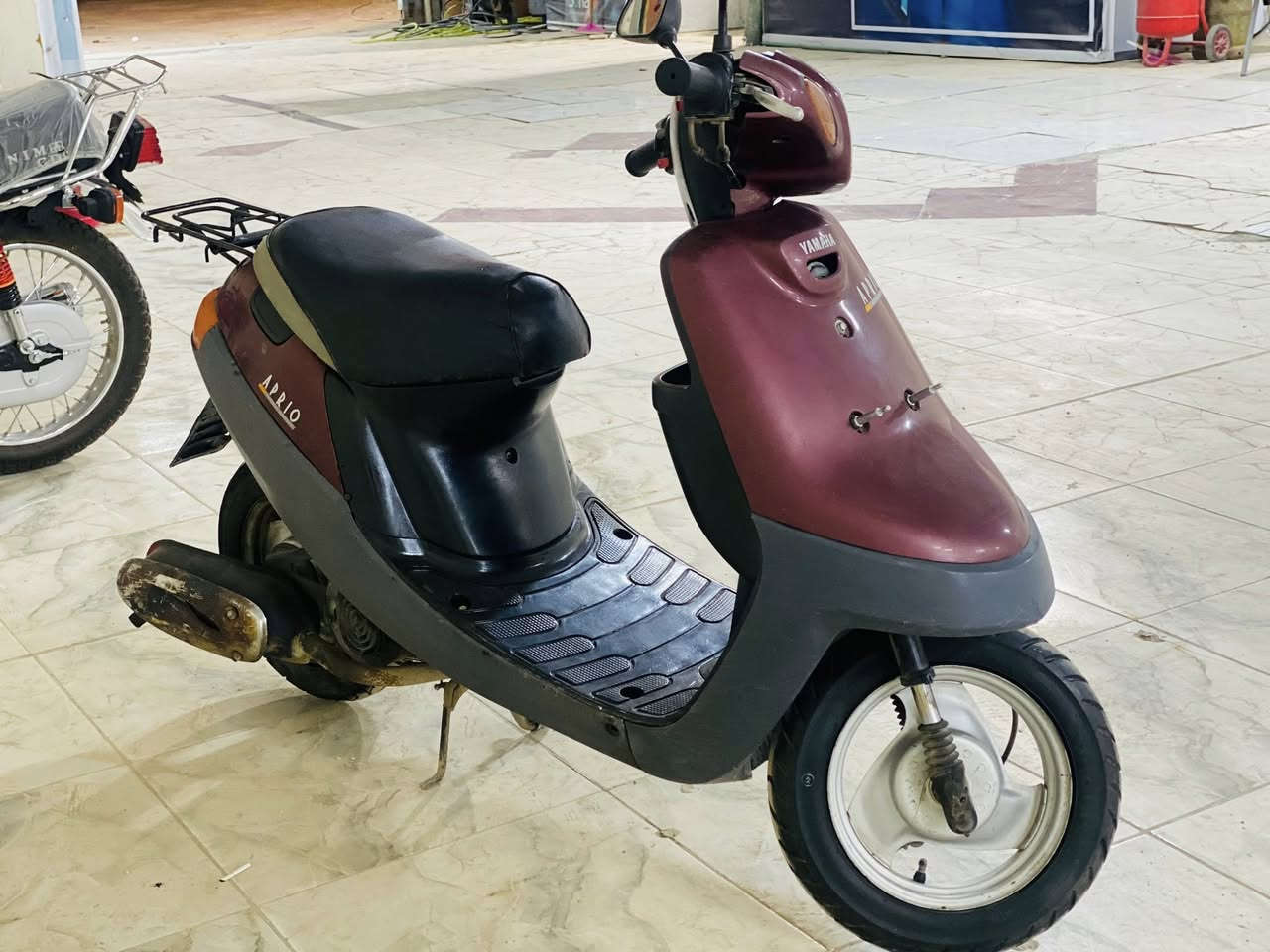 دراجة بطة للبيع نظيفة الدراجة مكينة جديد شرط غير مفتوحه كاملة من كلشي سعرها 650 وبيها مجال  اتصل على الرقم ***********
