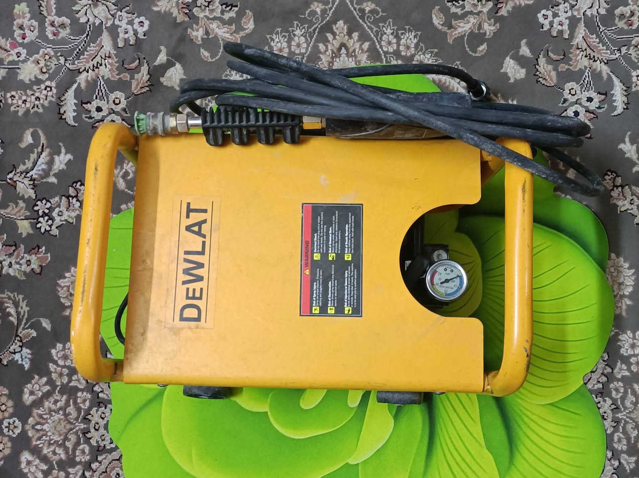 السلام عليكم فارة غسل السيارات متحركة نوع دي والت السعر ٦٥ الف مع صوندة الغسل طول ١٠ متر 
موبايل كلكسي 32A  ذاكرة ١٢٨ كيكا بايت السعر ١٢٠ الف
 الإتصال على الرقم  ***********
