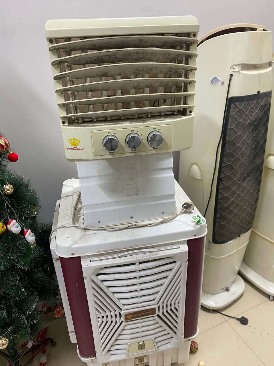 السعر 550   ثلاث مبردات استخدام شهرين فقط
الموقع بسمايه
***********
