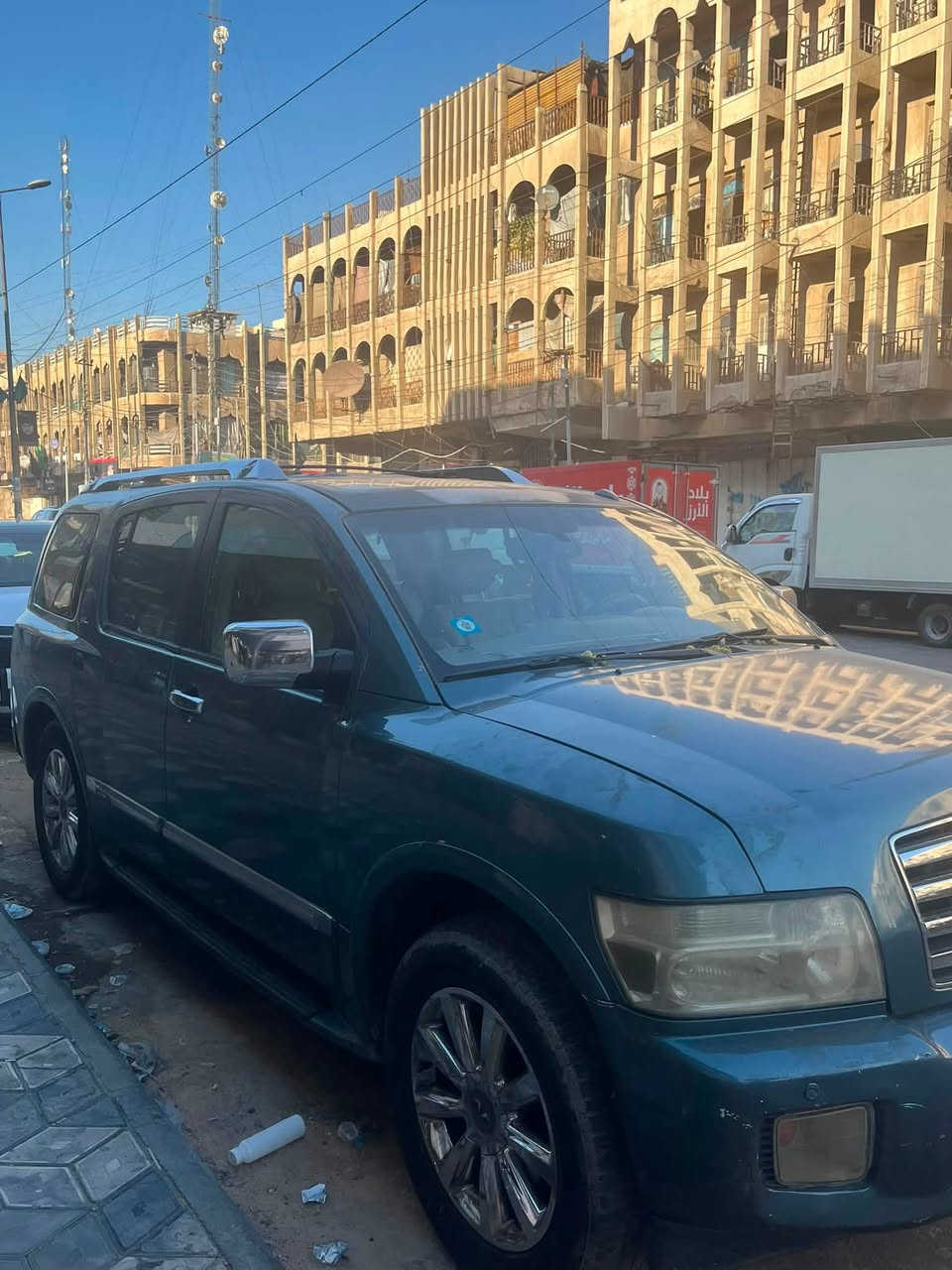 انفنتي QX56 للبيع سياره نظيفه بلنسبه لموديلها مصبوغه عام جماليه حداديه وصدر وتبريد كفاله بس بيه طبه بل گير مماثر ع سيارة تحويل ثاني يوم سياره باسمي السعر ٨٠٠٠$ تواصل ***********
