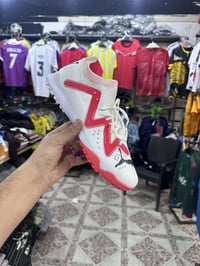 توصيل مجاني • مقاس ٤٥ • ملابس