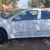 موديل ٢٠١١ • نظيف • مكيف